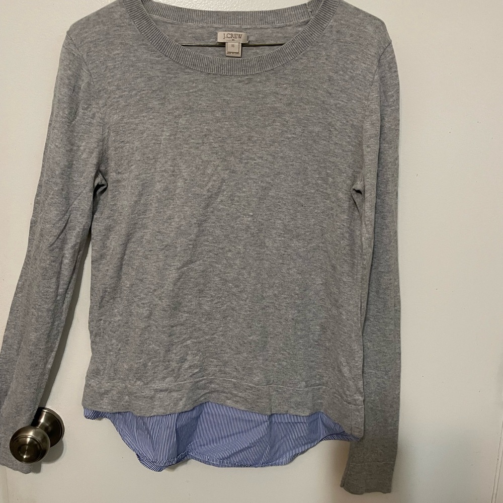 J. Crew long sleeve gray pullover lightweight mixed media sweater
100% COTTON
Xs